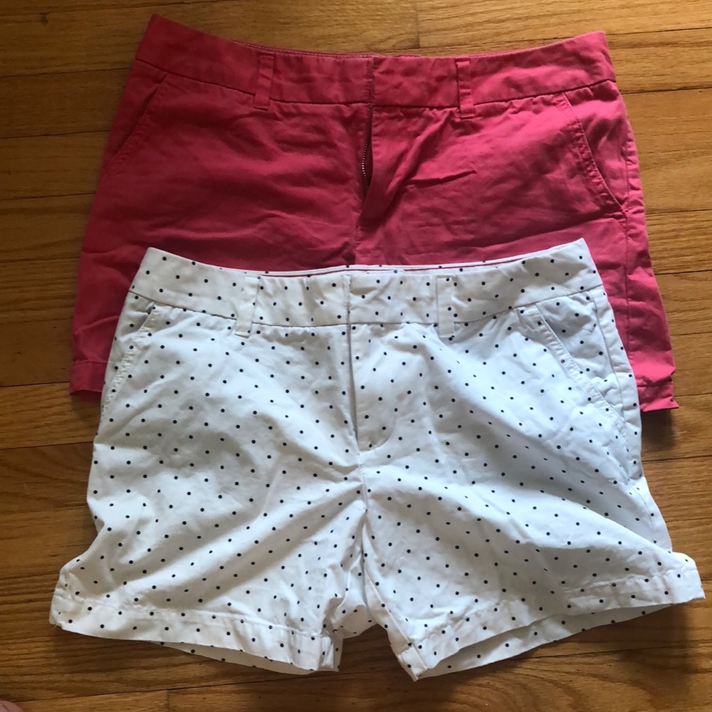 2, Tommy Hilfiger LIKE NEW shorts